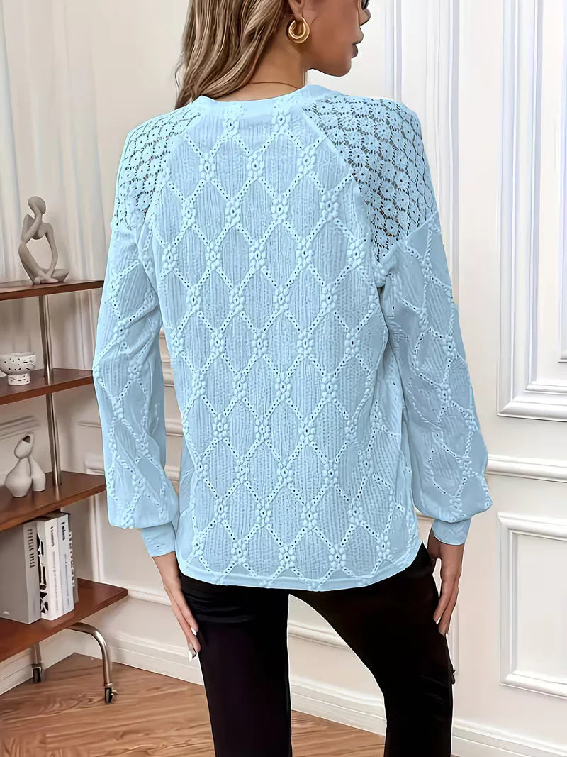 Livia – Bluse med mønster og lange ærmer