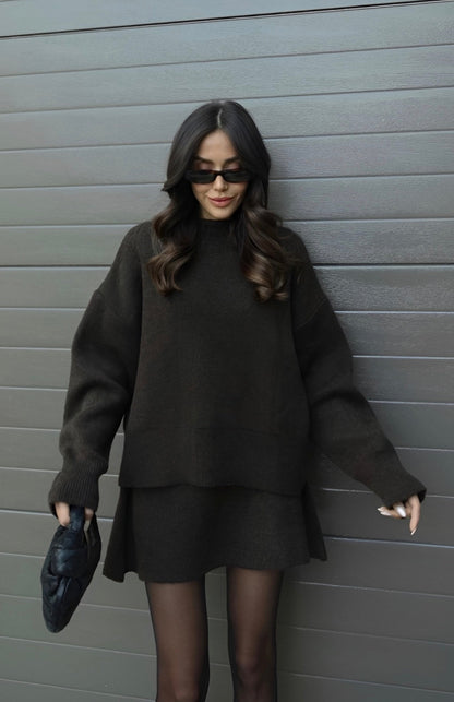 María™ Striksæt – sweater & nederdel