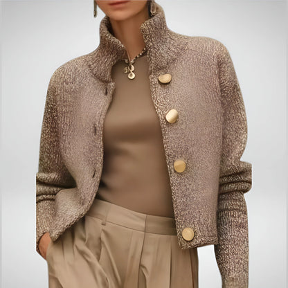 Aurora - Elegant tekstureret jakke med store knapper