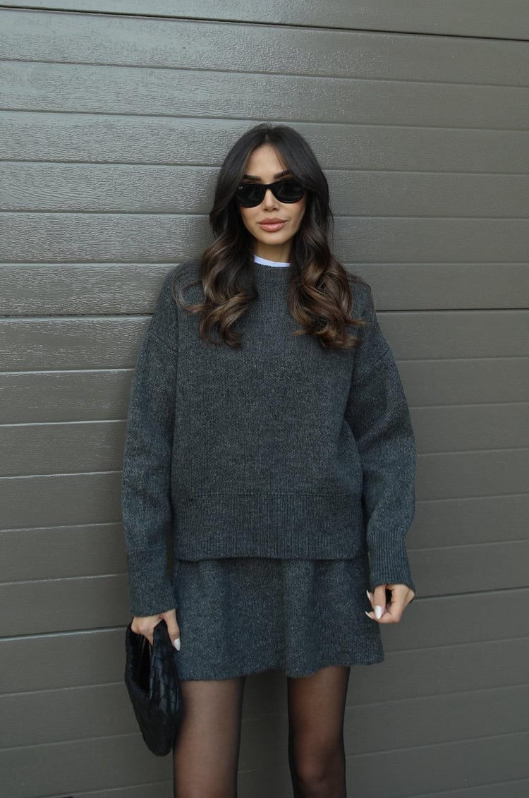 María™ Striksæt – sweater & nederdel