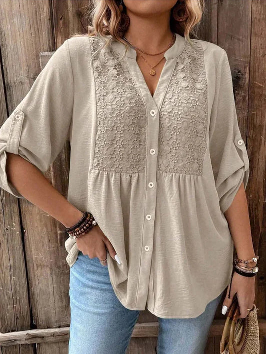 Noor – Bluse med V-udskæring og knapper
